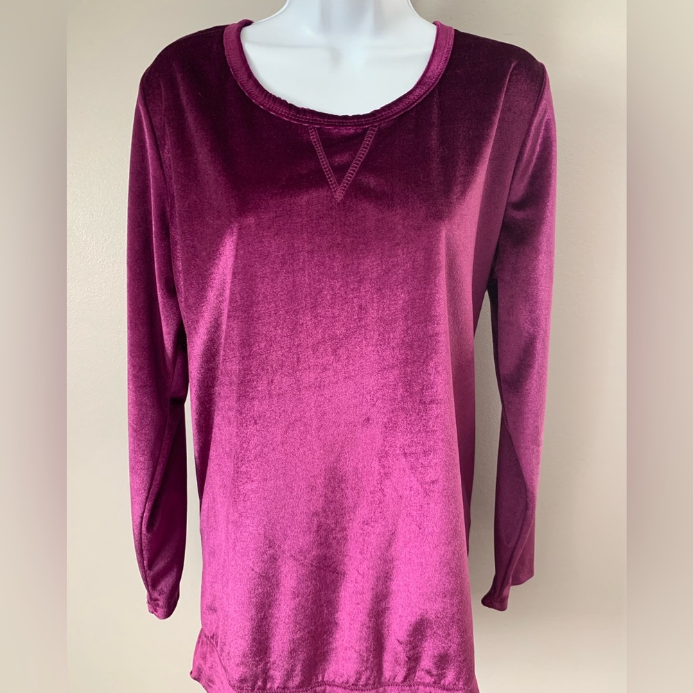 Salon Studio Velour Top